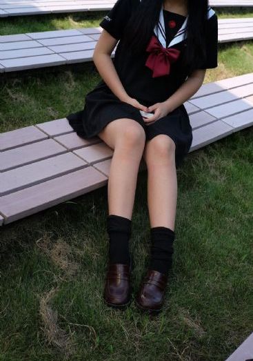 TS张思妮餐厅露出自慰_欧美在线观看