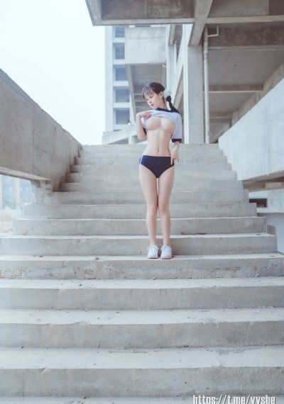翁与小莹早晨厨房欢爱第42章_在线免费观看电影
