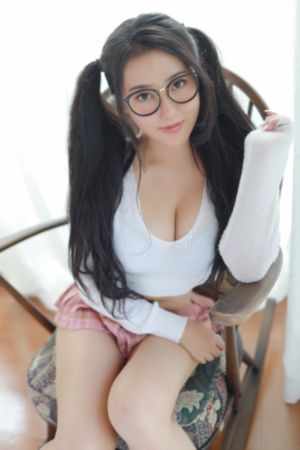 艾草在线精品视频免费观看_HD高清视频观看