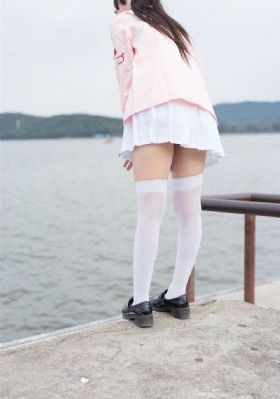 偷拍欧美另类_720在线手机播放