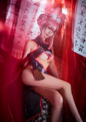 侍卫把公主做到崩溃H_蓝光高清迅雷在线观看